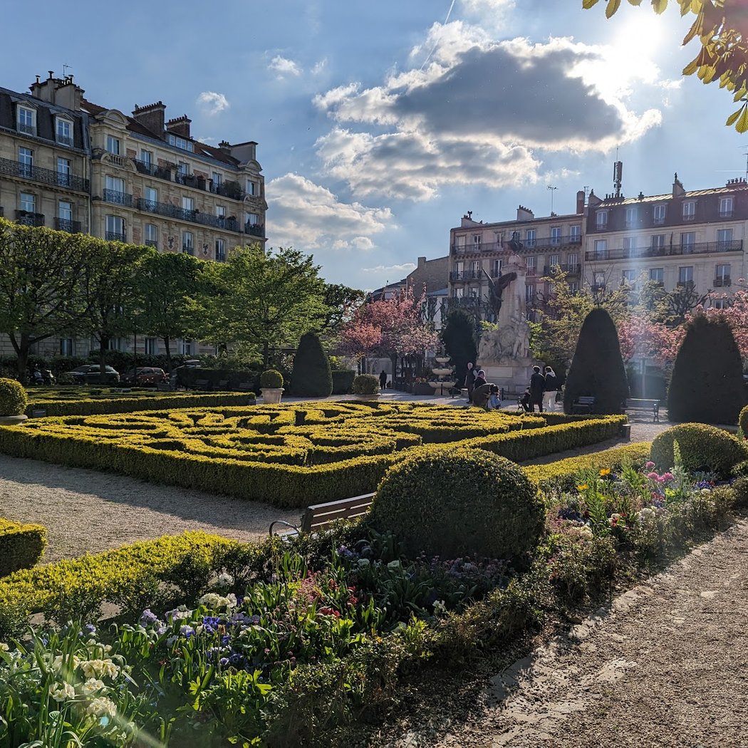 Place Charles Digeon 2